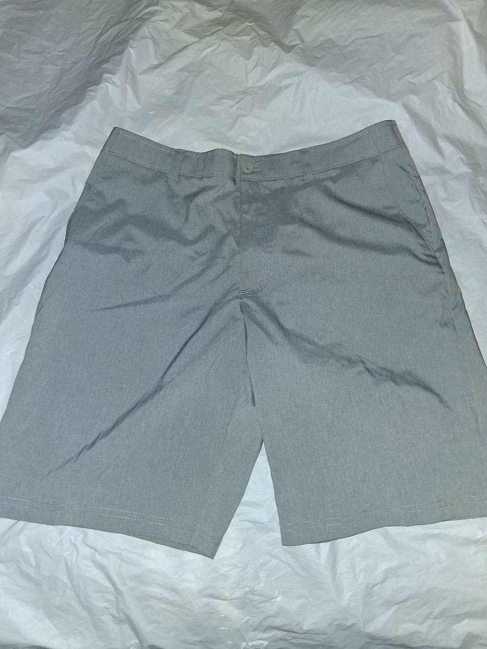 Men's Flat-Front Gray Shorts — Classic Everyday Style